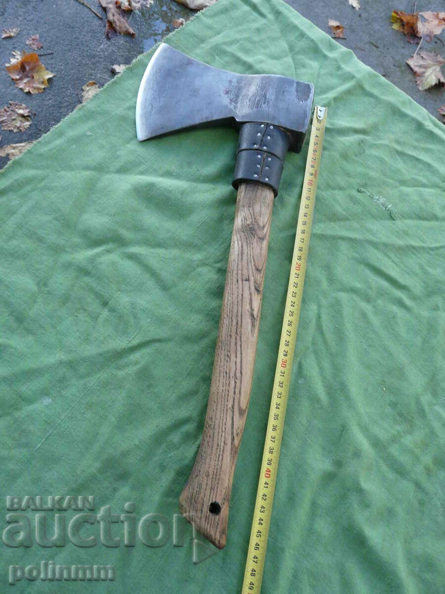 Delivery of Old massive German ax - 446