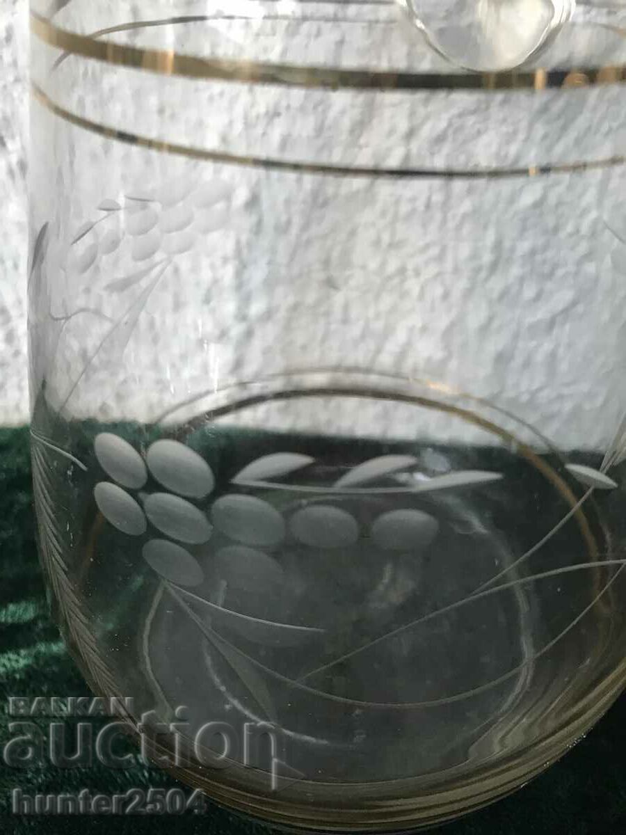 Carafe-28 cm (1 L) with price 22.95 BGN | € 11.73 Carafe-28 cm (1 L) with price 22.95 BGN | € 11.73