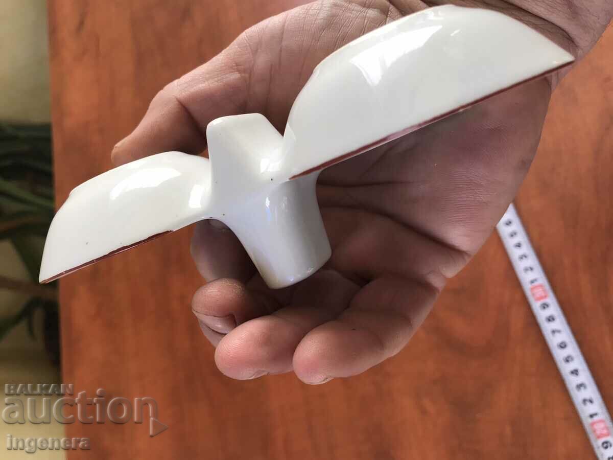 Auction PORCELAIN SALT SHANK PEPPER SHANK BULGARIA FROM SOTSA Auction PORCELAIN SALT SHANK PEPPER SHANK BULGARIA FROM SOTSA