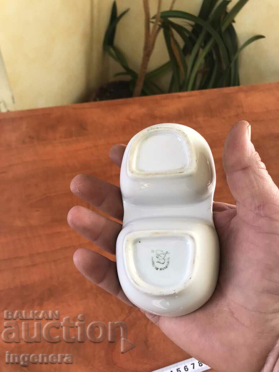 Livrarea COLOC DE SARE DE PORCELAN COLOC DE PIPER BULGARIA DIN SOTSA Livrarea COLOC DE SARE DE PORCELAN COLOC DE PIPER BULGARIA DIN SOTSA