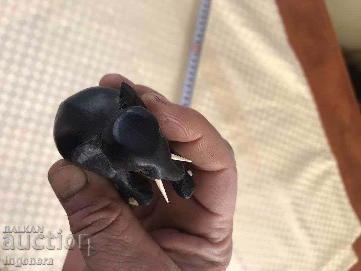 Delivery of FIGURE WOOD PLASTIC CARVING STATUETTE SCULPTURE-ELEPHANT Delivery of FIGURE WOOD PLASTIC CARVING STATUETTE SCULPTURE-ELEPHANT