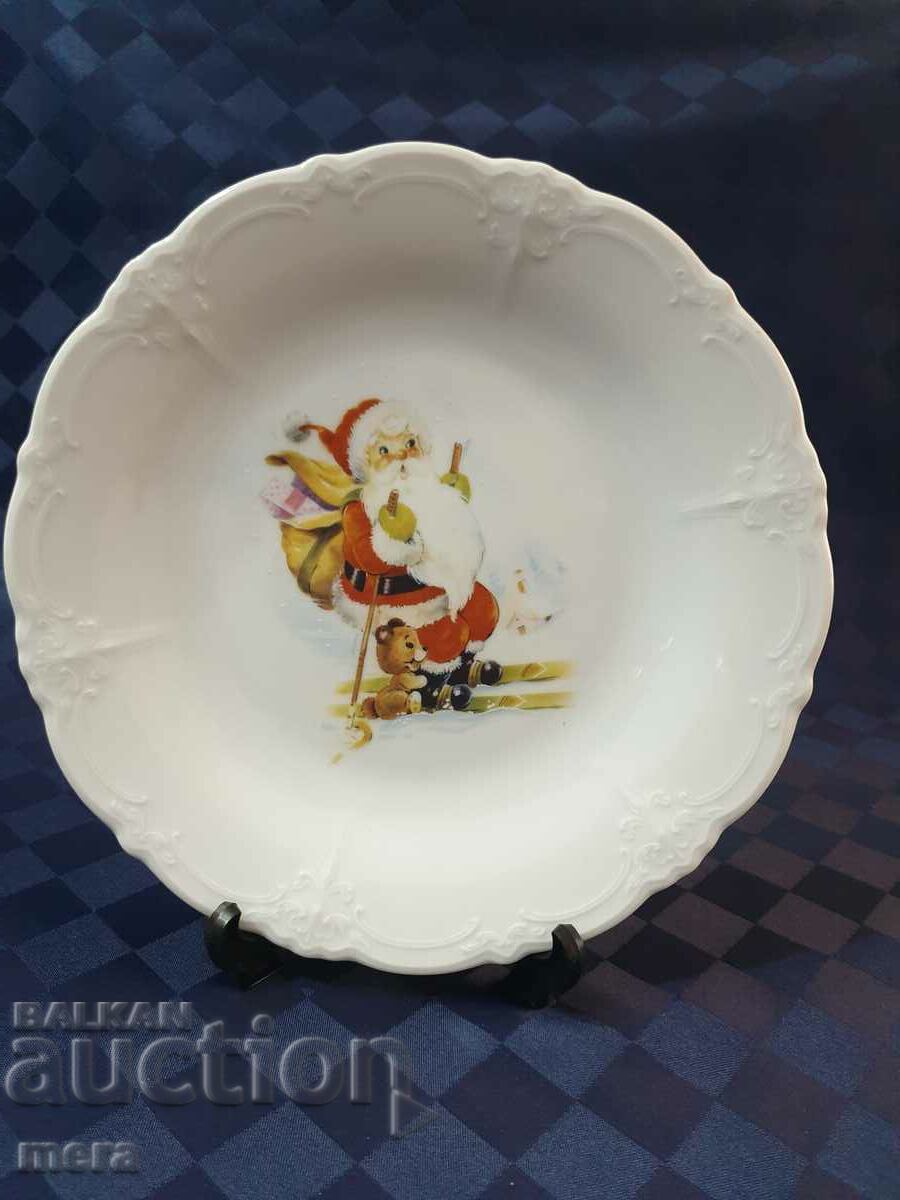 Porcelain baroque Christmas plate - Bavaria. with price 30.00 BGN | € 15.34 Porcelain baroque Christmas plate - Bavaria. with price 30.00 BGN | € 15.34