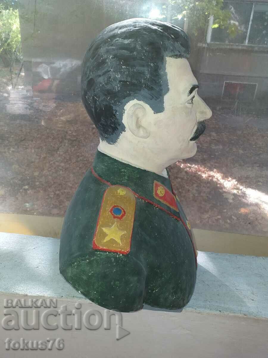 Μεγάλη γύψινη προτομή του Στάλιν ζωγραφισμένη με λαδομπογιές - 5 Μεγάλη γύψινη προτομή του Στάλιν ζωγραφισμένη με λαδομπογιές - 5