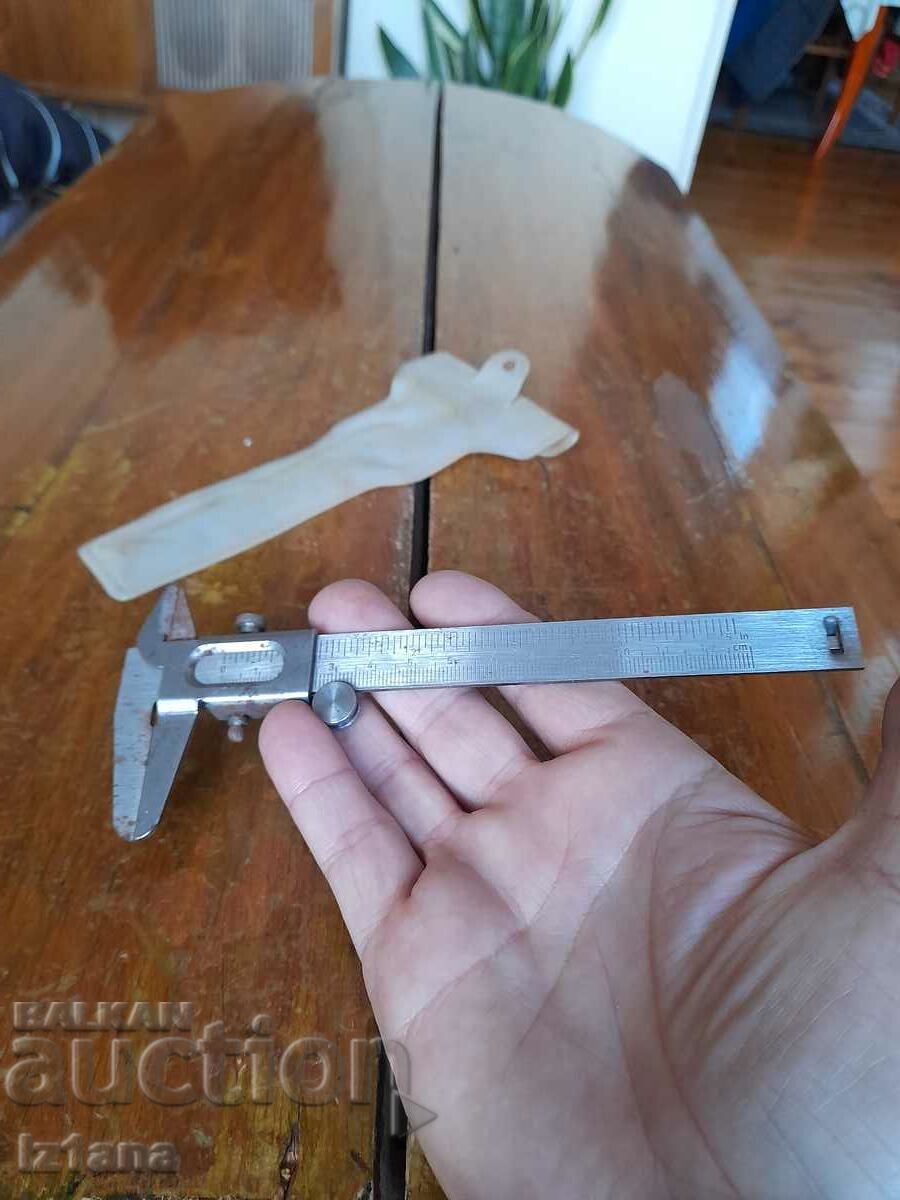 Auction Old Schubler Auction Old Schubler