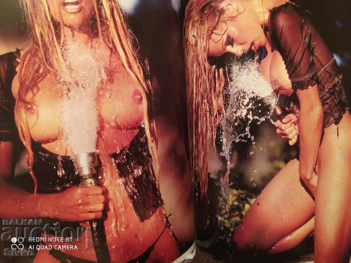 Auction Playboy Magazine, PLAYBOY August 2002 Auction Playboy Magazine, PLAYBOY August 2002