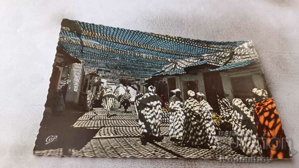 Carte poștală Marrakech Curieux effet le Lundene 1963