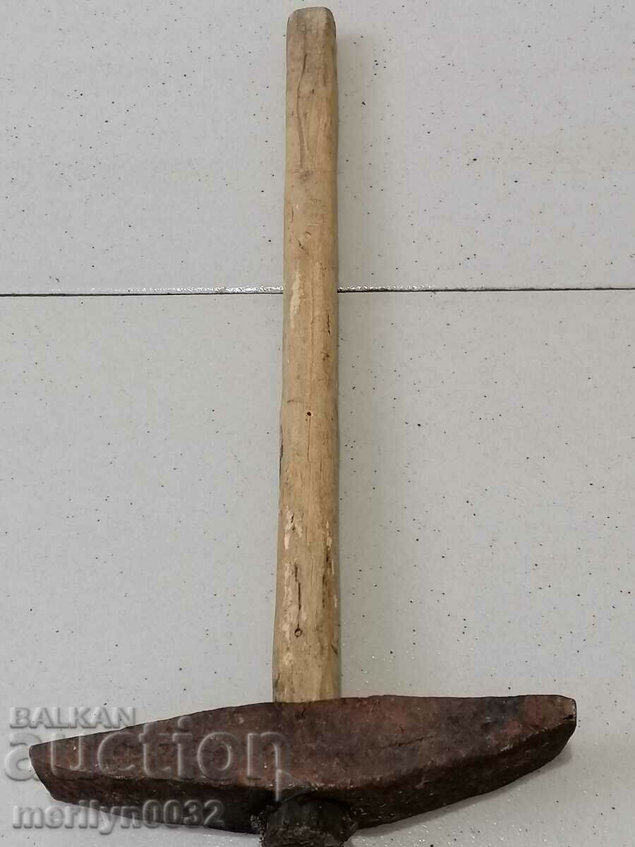 Delivery of Hair sledgehammer, hammer, blacksmith's tool, primitive Delivery of Hair sledgehammer, hammer, blacksmith's tool, primitive