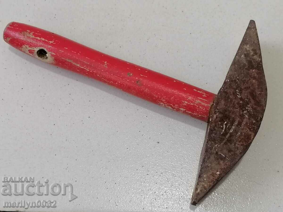 Delivery of Hair sledgehammer, hammer, blacksmith's tool, primitive Delivery of Hair sledgehammer, hammer, blacksmith's tool, primitive