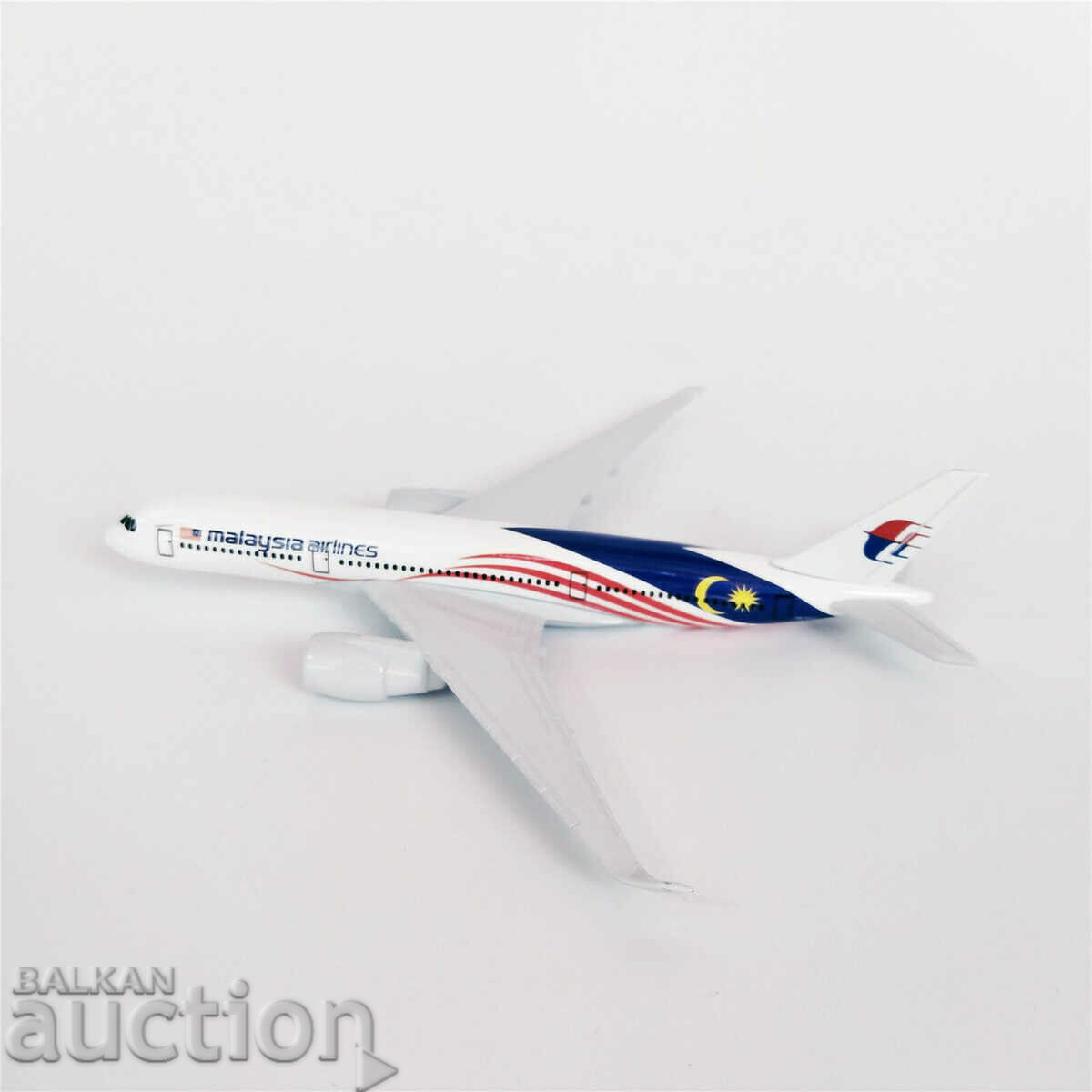 Airbus 350 airplane model model Malaysia Airline metal A350 - 6 Airbus 350 airplane model model Malaysia Airline metal A350 - 6