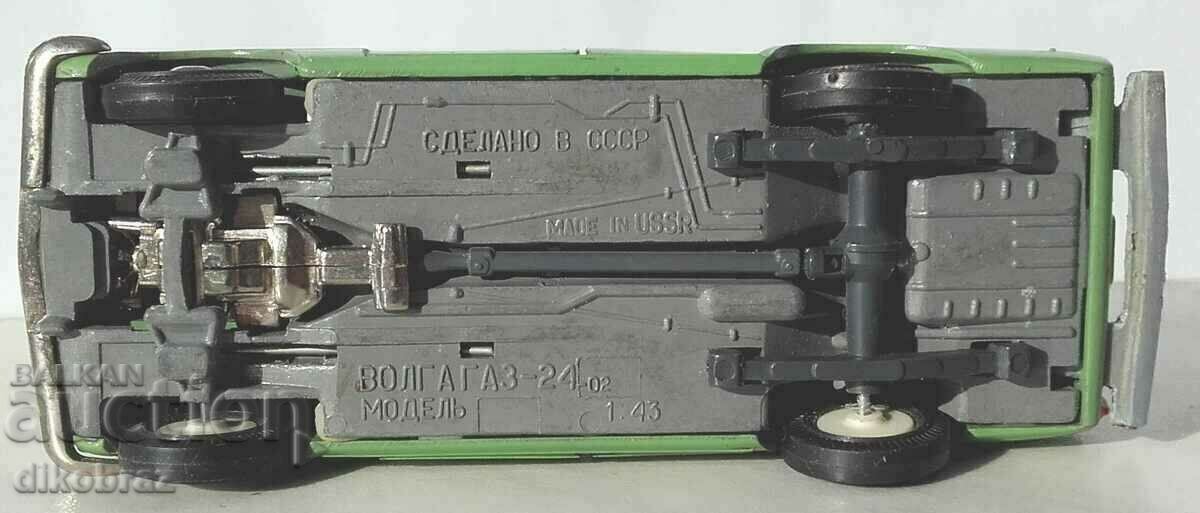 Παράδοση VOLGA GAZ 2402 Κατασκευάζεται στην ΕΣΣΔ Παράδοση VOLGA GAZ 2402 Κατασκευάζεται στην ΕΣΣΔ