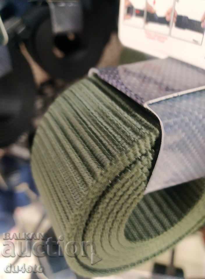 Cureaua ajustabila pentru barbati cu catarama metalica mat in negru - 6