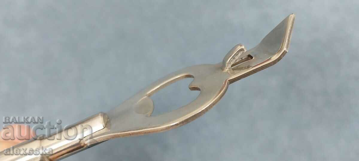 Bar opener - 6 Bar opener - 6