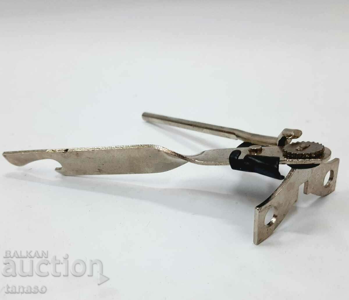 Delivery of Can and bottle opener, English(12.3) Delivery of Can and bottle opener, English(12.3)