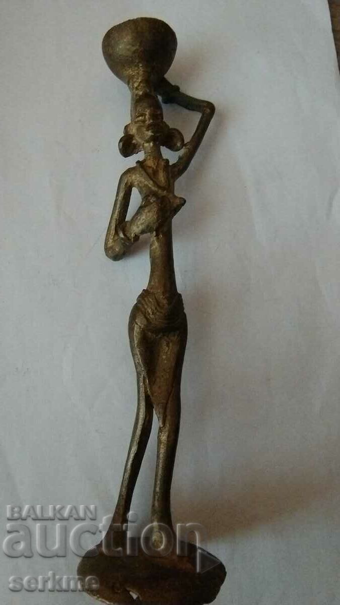 Small plastic bronze