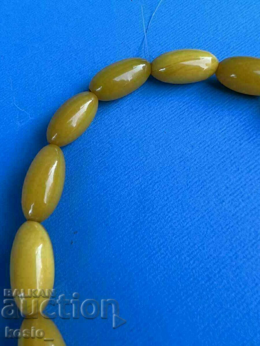 Delivery of Catalin necklace Delivery of Catalin necklace