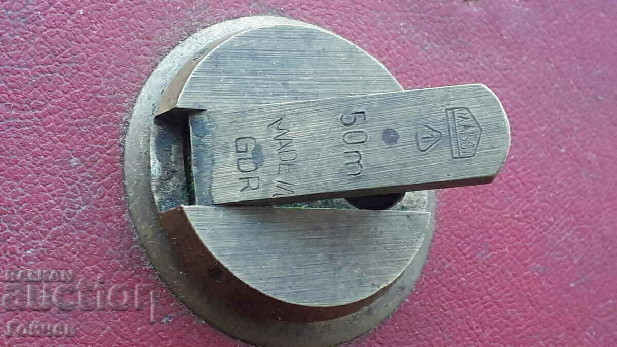 Delivery of Old German Land Surveyor GDR 50 meters