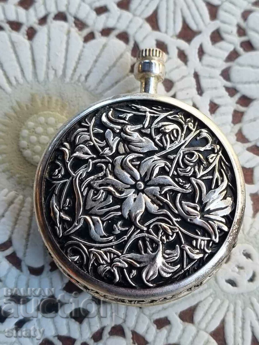 Delivery of Old pocket watch Delivery of Old pocket watch