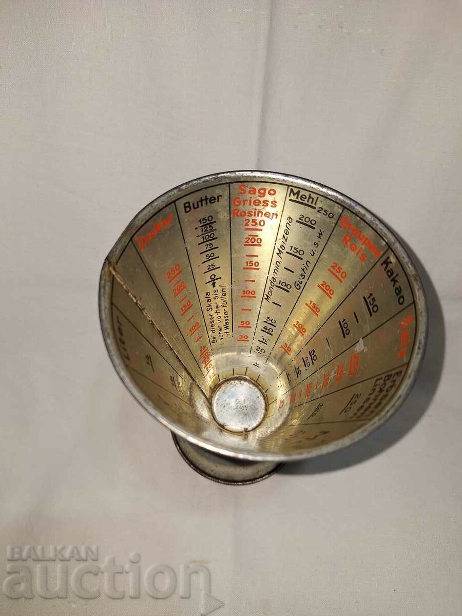 Vintage metal measuring cup--Luchs Messbecher - 5 Vintage metal measuring cup--Luchs Messbecher - 5