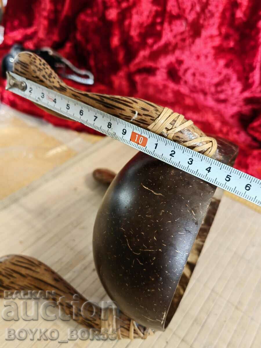 Auction Natural Bowl for Nuts and Other Coconut Treats Auction Natural Bowl for Nuts and Other Coconut Treats