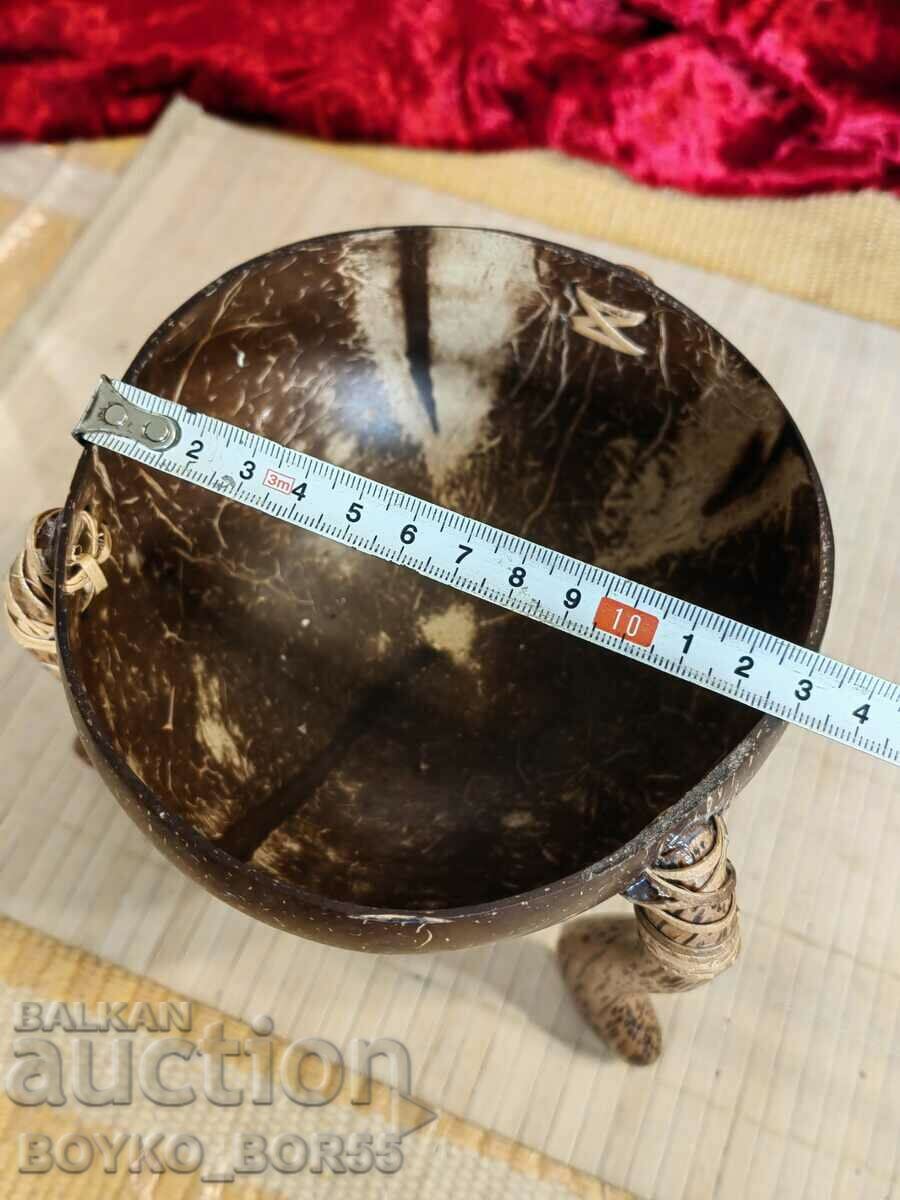 Delivery of Natural Bowl for Nuts and Other Coconut Treats Delivery of Natural Bowl for Nuts and Other Coconut Treats