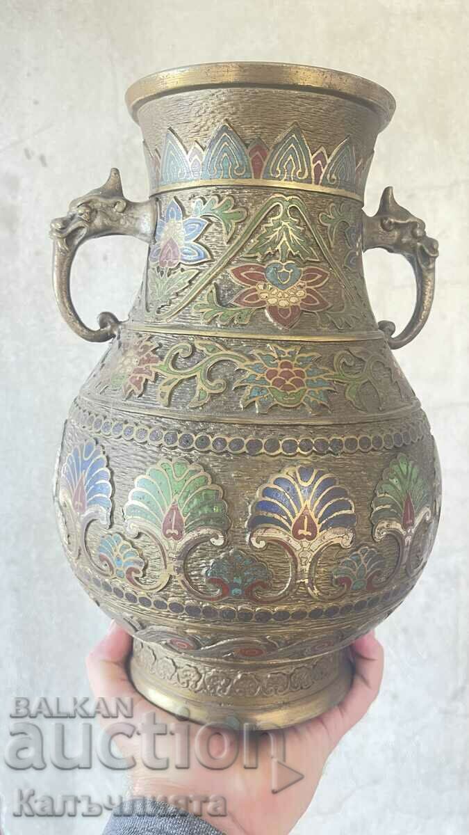 Chinese bronze vase