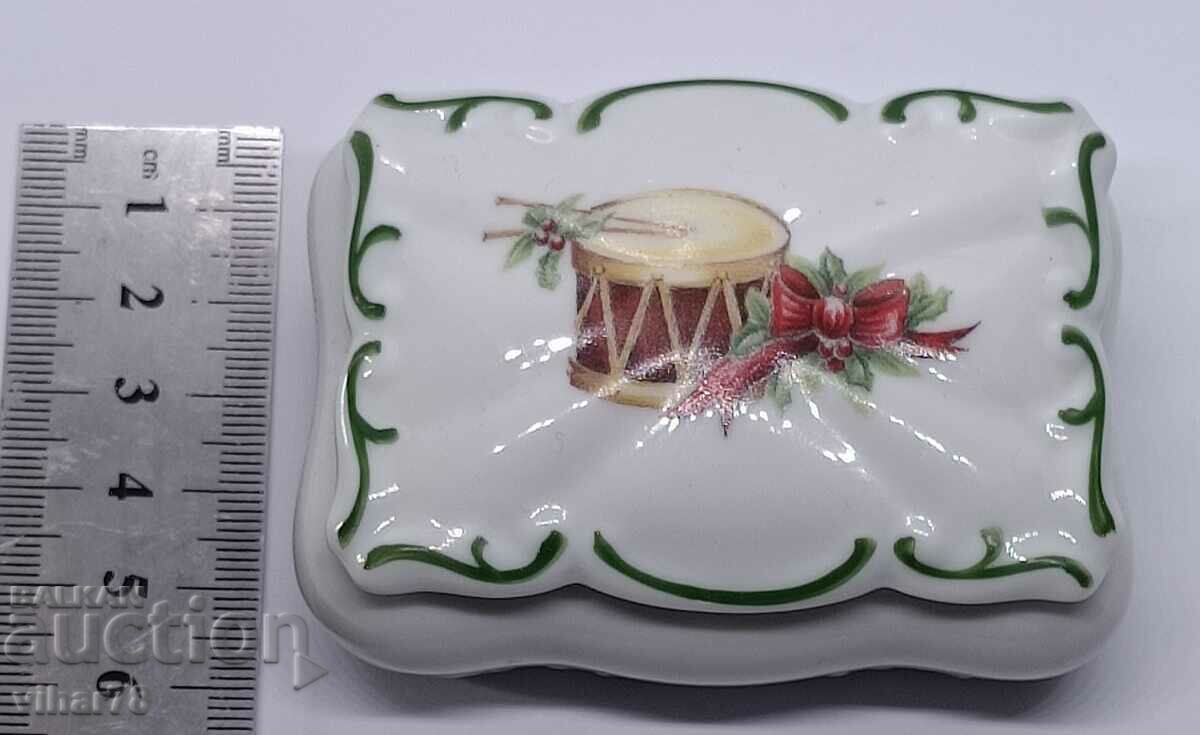 Delivery of Porcelain box - Bavaria