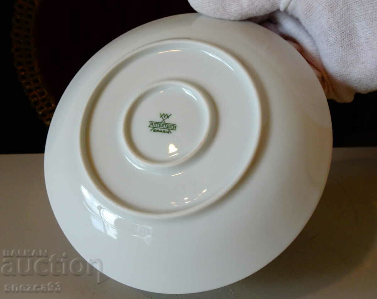 Saucer, bowl, Bavarian porcelain, gold. - 5 Saucer, bowl, Bavarian porcelain, gold. - 5