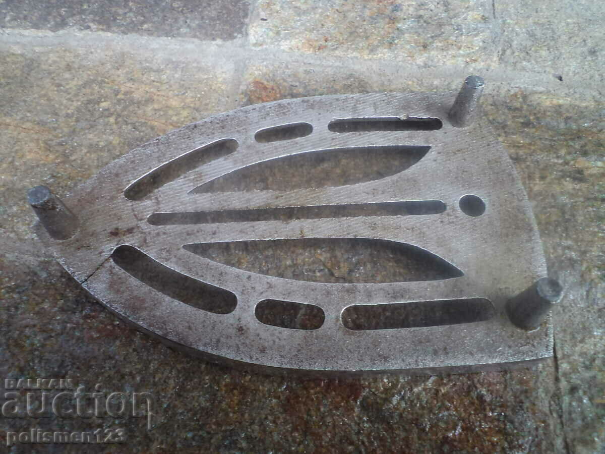 Παράδοση ΨΗΝΩ ΣΤΑ ΚΑΡΒΟΥΝΑ Παράδοση ΨΗΝΩ ΣΤΑ ΚΑΡΒΟΥΝΑ