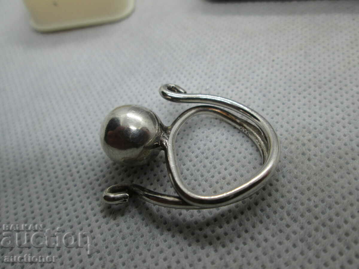 WOMEN'S SILVER RING with price 30.00 BGN | € 15.34 WOMEN'S SILVER RING with price 30.00 BGN | € 15.34
