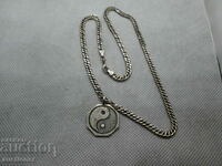 SILVER CHAIN WITH PENDANT