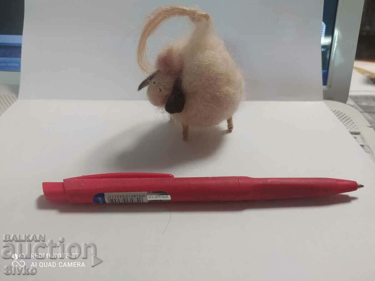 Auction Sheep handmade Auction Sheep handmade