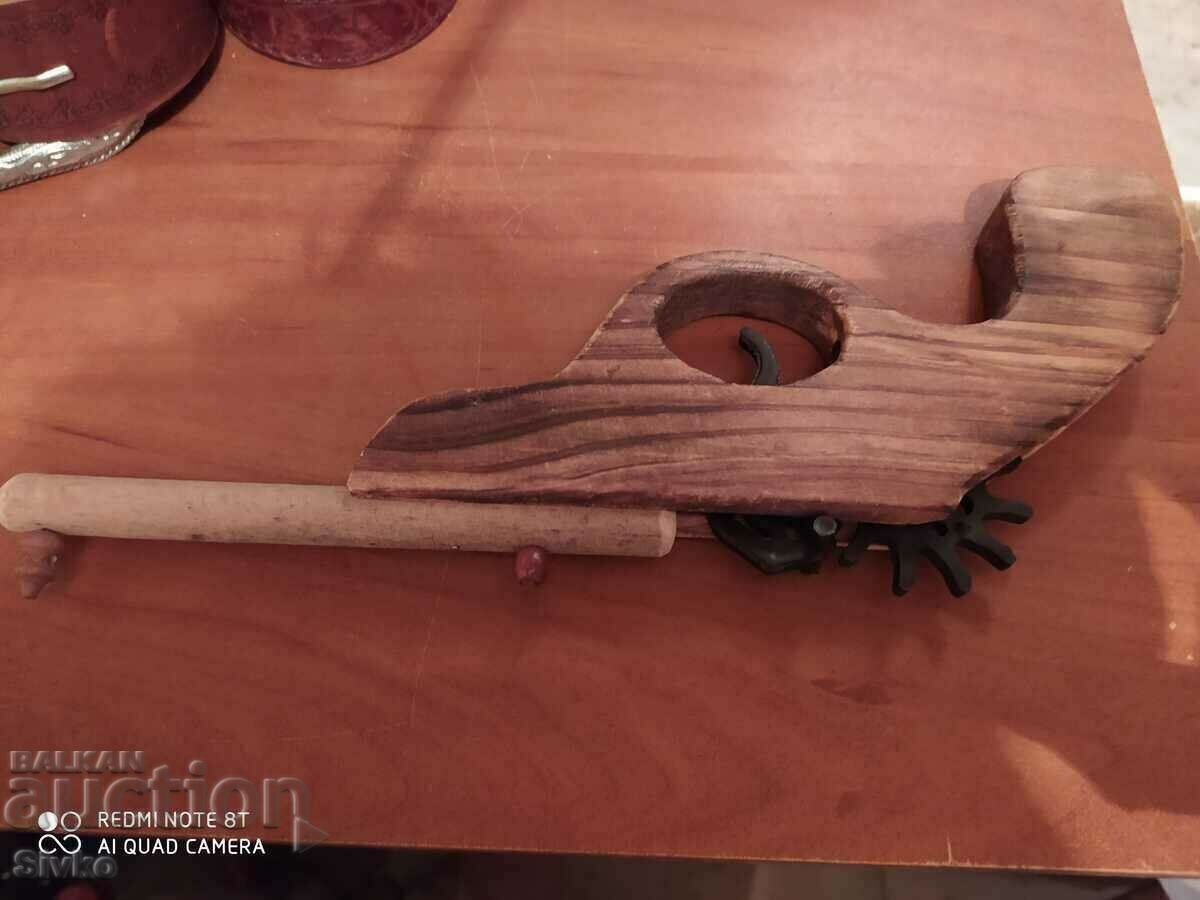 Handmade gun with price 0.32 BGN | € 0.16 Handmade gun with price 0.32 BGN | € 0.16