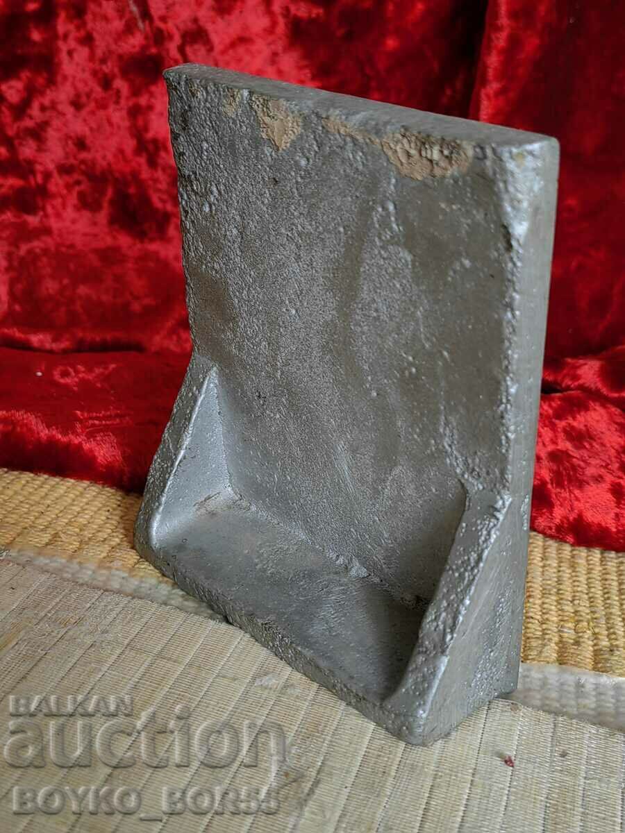 Old Table Bas-Relief Bust Georgi Dimitrov with price 65.00 BGN | € 33.23 Old Table Bas-Relief Bust Georgi Dimitrov with price 65.00 BGN | € 33.23