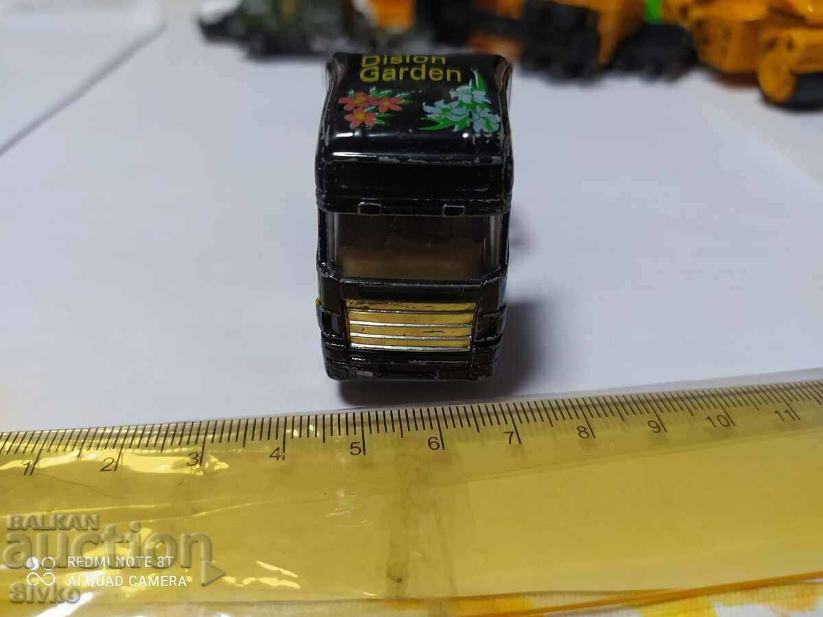 Truck with price 0.99 BGN | € 0.51