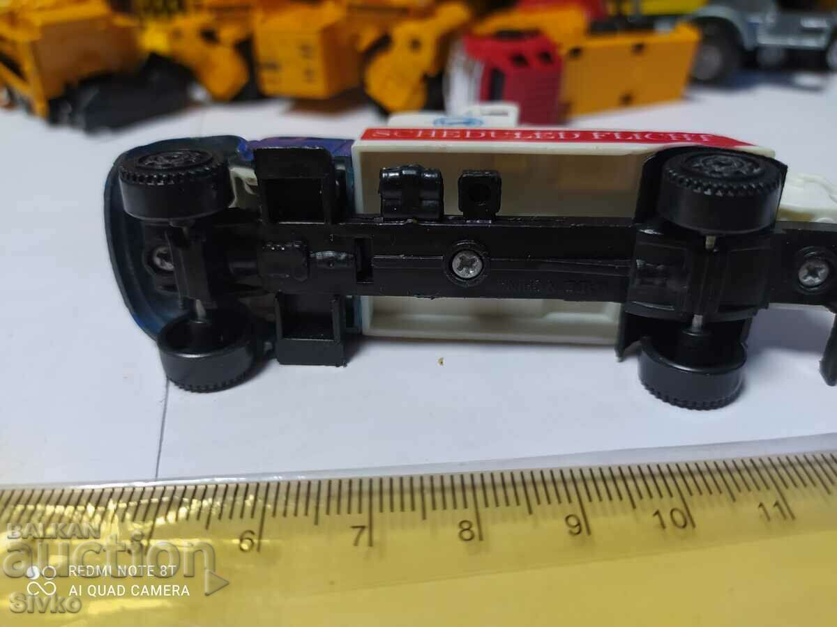 Камион летище - 5 Камион летище - 5