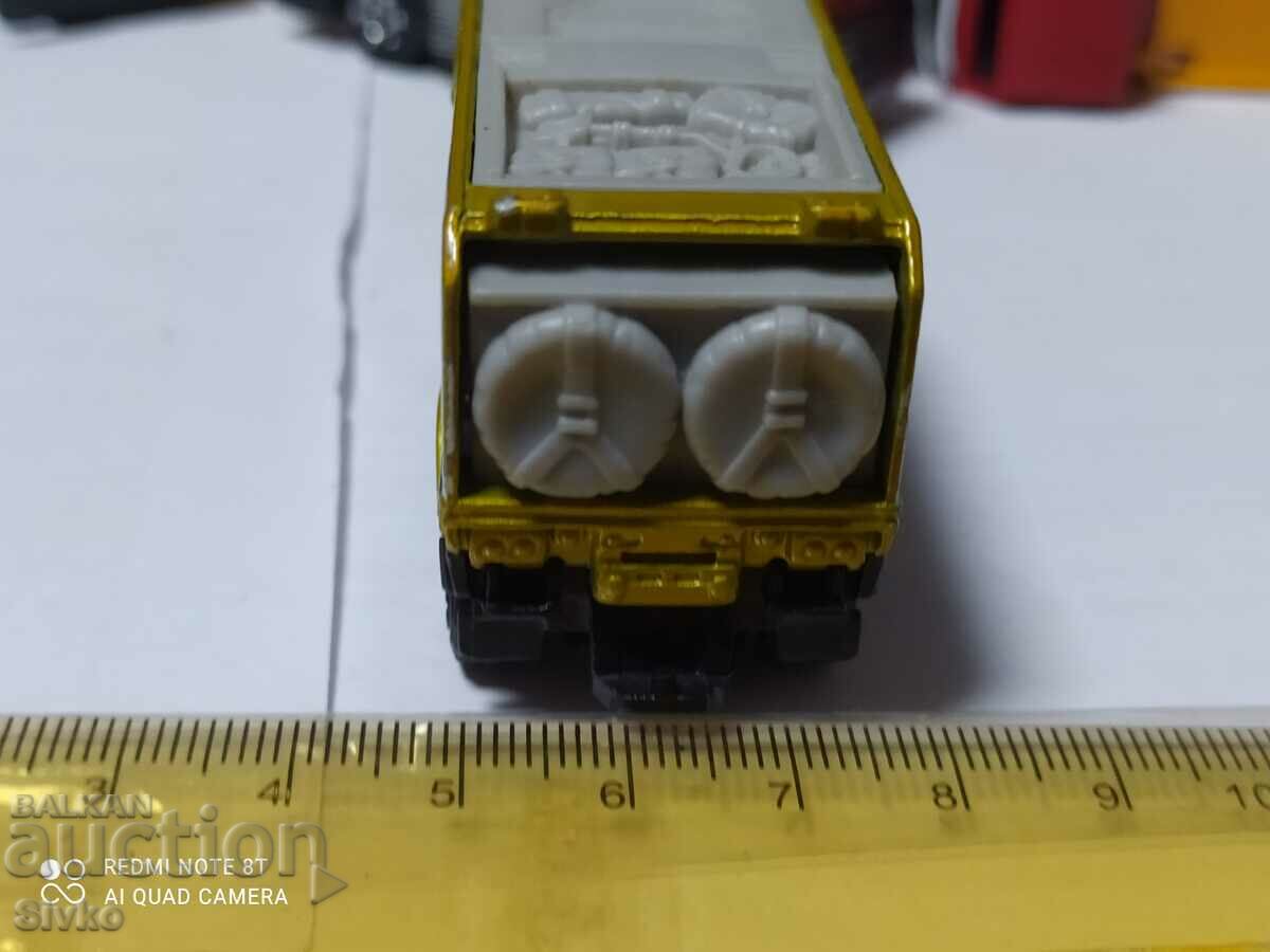 Delivery of Matchbox truck Delivery of Matchbox truck