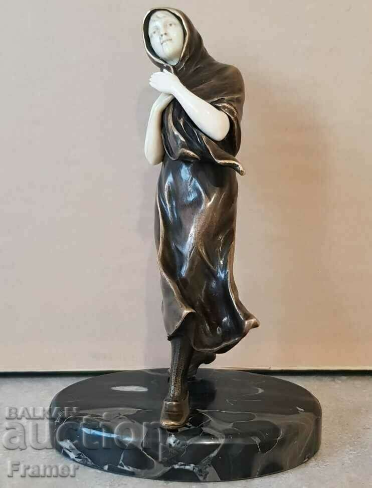 Through the storm sculpture France 19th century bronze and ivory with price 1700.00 BGN | € 869.20 Through the storm sculpture France 19th century bronze and ivory with price 1700.00 BGN | € 869.20