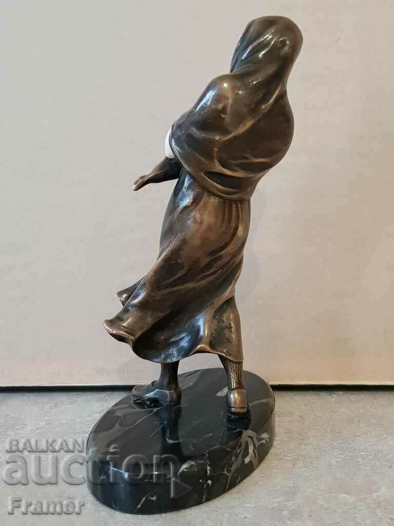 Through the storm sculpture France 19th century bronze and ivory - 7 Through the storm sculpture France 19th century bronze and ivory - 7