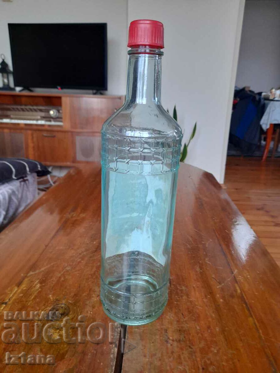 Παράδοση Ένα παλιό μπουκάλι ρούμι Παράδοση Ένα παλιό μπουκάλι ρούμι