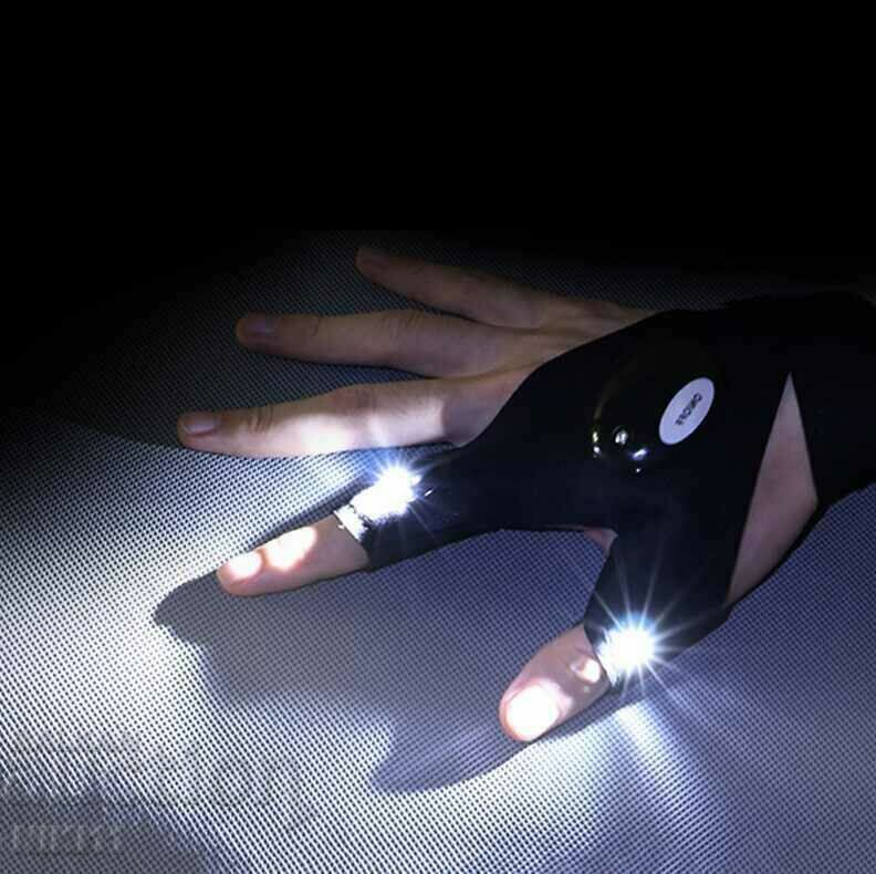 Luminous gloves with LED light, a pair of camping gloves with price 21.00 BGN | € 10.74 Luminous gloves with LED light, a pair of camping gloves with price 21.00 BGN | € 10.74