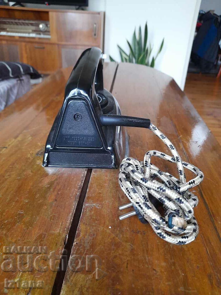 Delivery of Old Russian steam iron