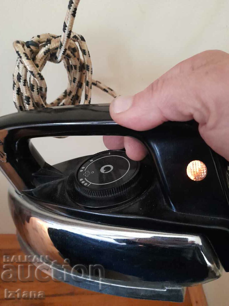 Old Russian steam iron - 7