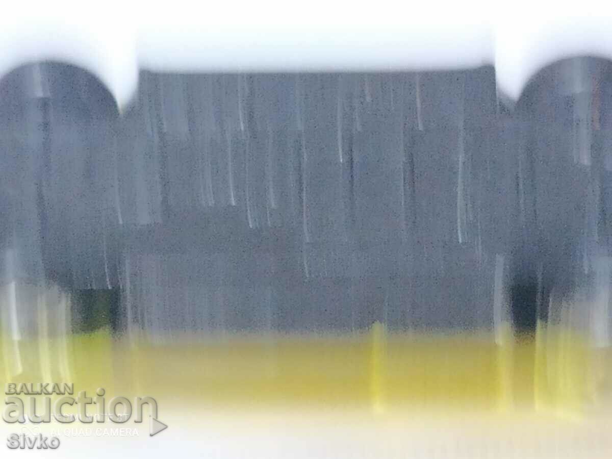 Auction  Trolley yellow 2