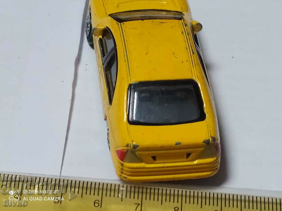 Delivery of Trolley yellow 3 Delivery of Trolley yellow 3