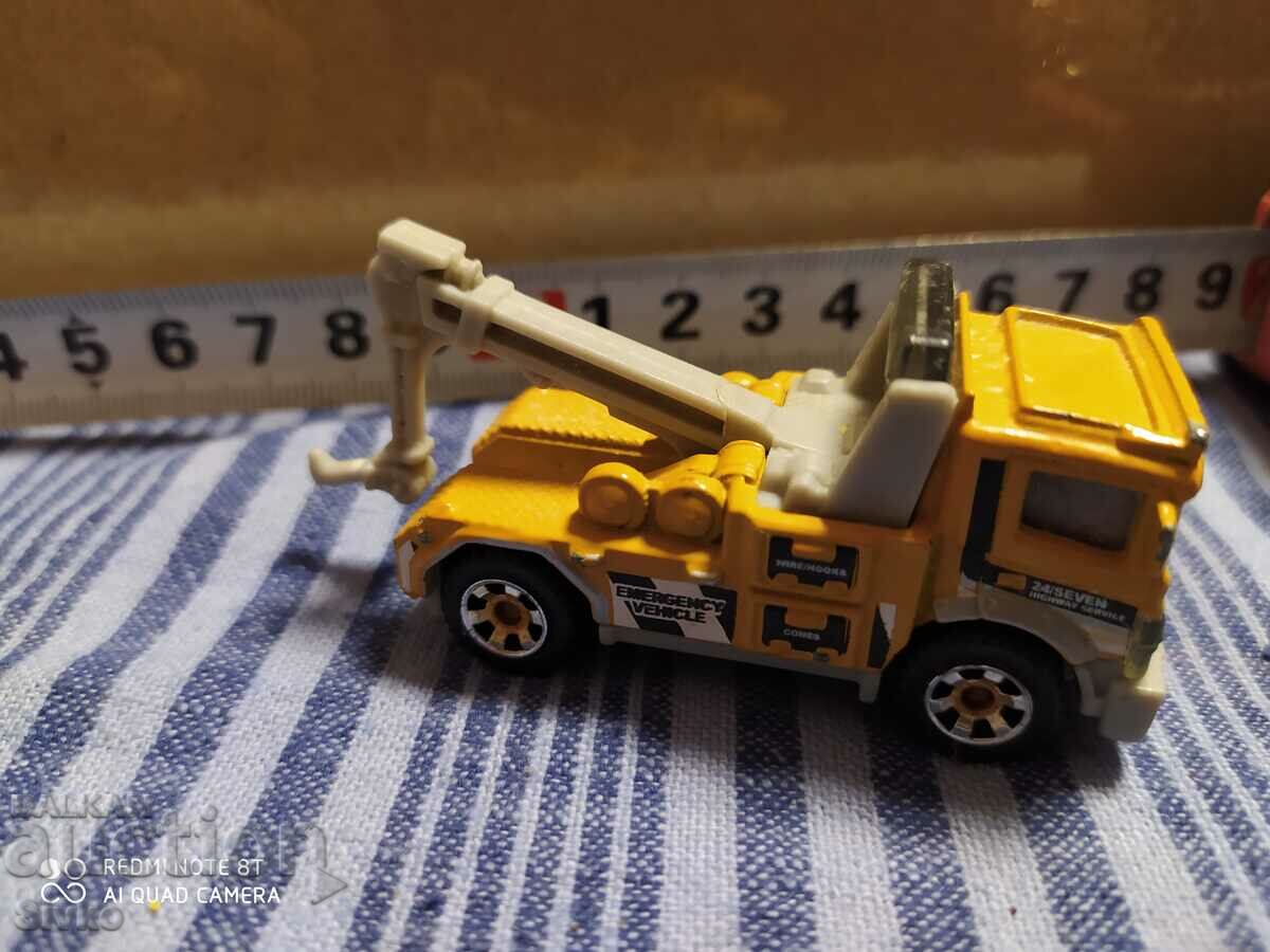 Crane yellow Matchbox cart with price 9.99 BGN | € 5.11 Crane yellow Matchbox cart with price 9.99 BGN | € 5.11