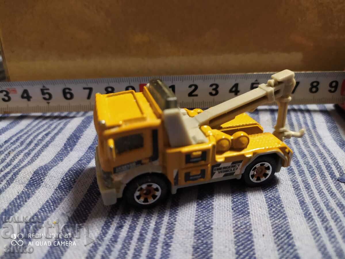 Crane yellow Matchbox cart