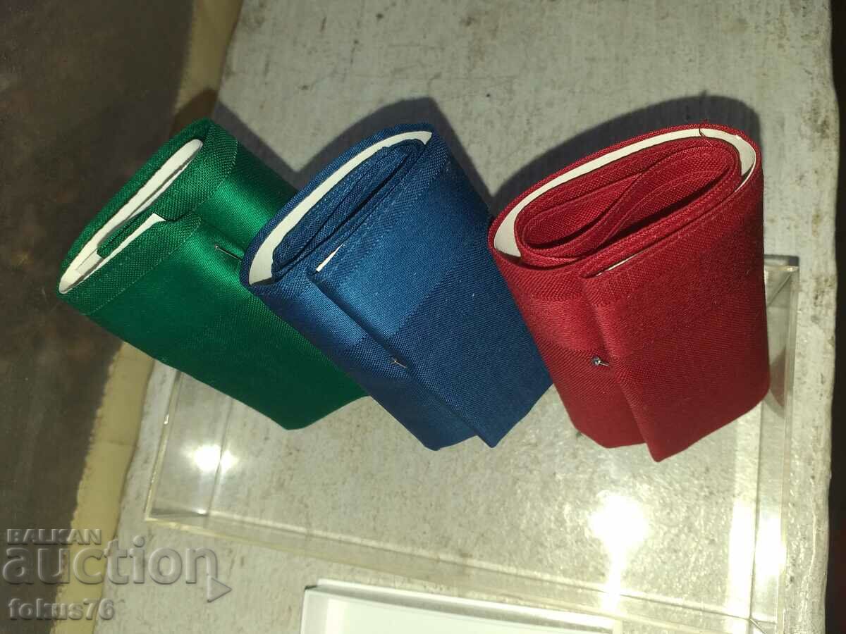 Set of three luxury silk men's handkerchiefs with price 70.00 BGN | € 35.79 Set of three luxury silk men's handkerchiefs with price 70.00 BGN | € 35.79