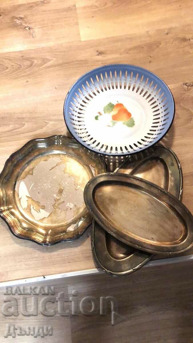 Set of dishes, metal fruit bowl