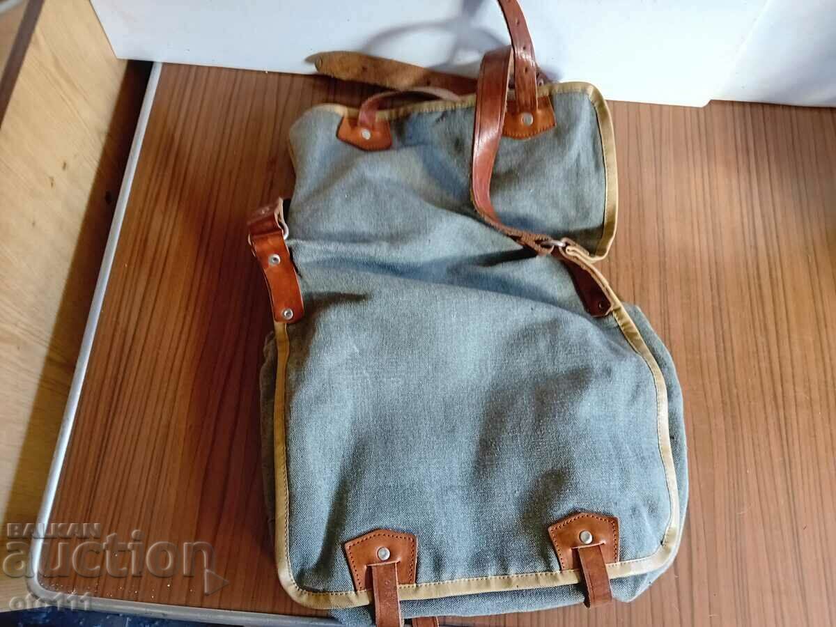 Delivery of OLD CANVAS BAG Delivery of OLD CANVAS BAG