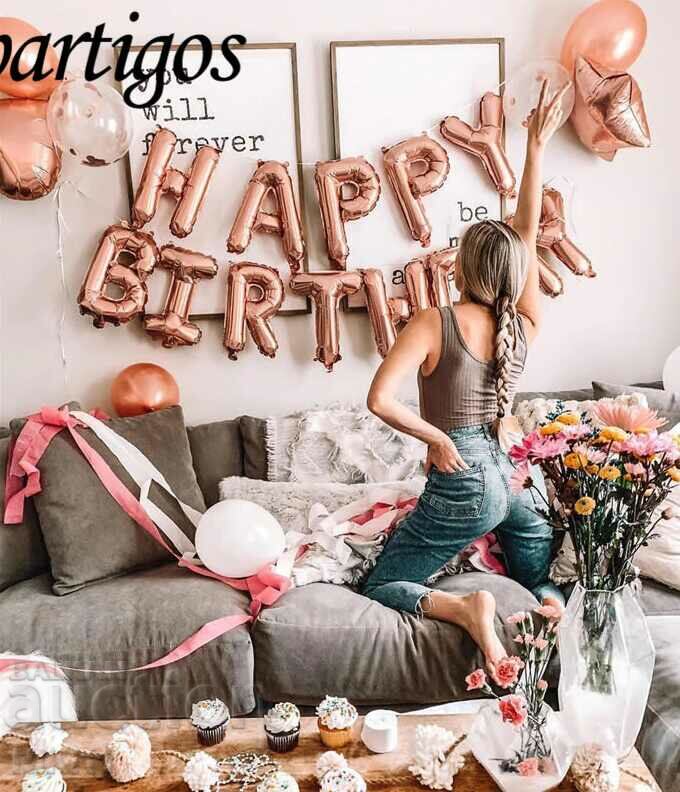 Auction Foil balloons with the inscription Happy Birthday Auction Foil balloons with the inscription Happy Birthday